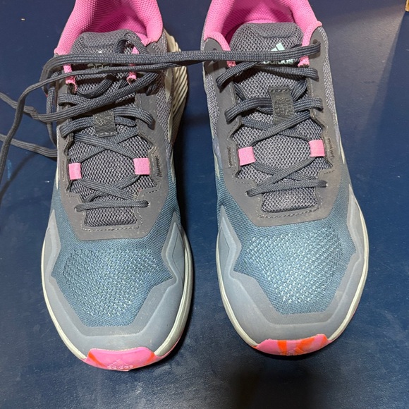 Adidas Women's Terrex Blue and Pink Athletic Shoes - Picture 4 of 8